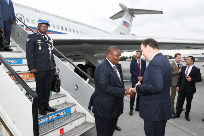 RCA : le président Faustin Archange Touadéra prend part au Sommet Russie-Afrique  –  