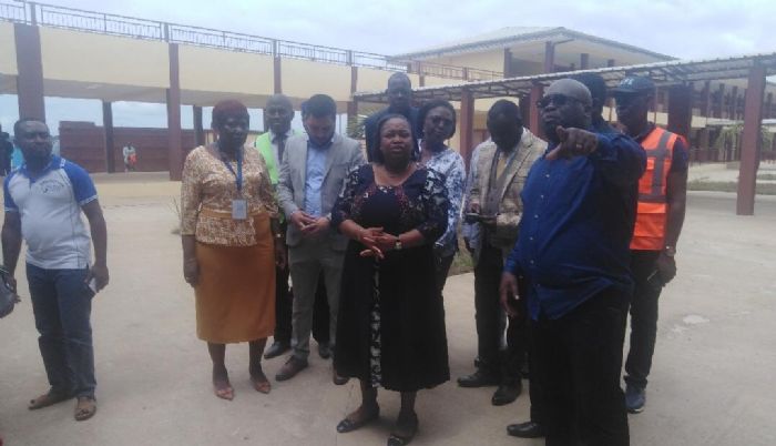 Visite:Camélia Ntoutoume Leclercq à Bikele Ziwac et Montalier transfor Visite:Camélia Ntoutoume Leclercq à Bikele Ziwac et Montalier transfor