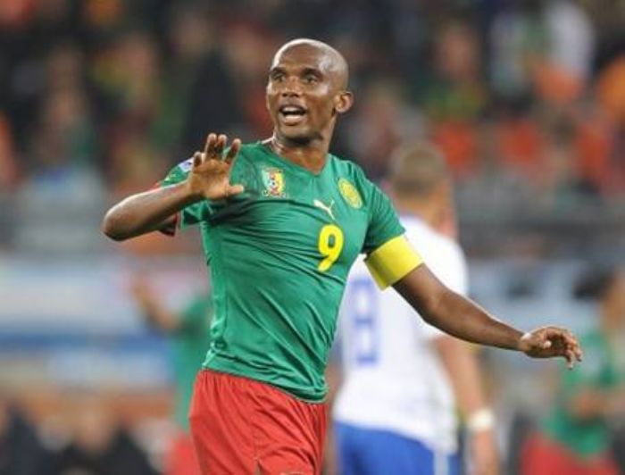 
				  
				 Contesté au Cameroun : Eto'o prêt à être sanctionné
			 