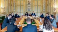 Voici pourquoi Macron a présidé lui-même la réunion entre les ministres Sayoud et Nuñez