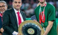 Ligue 1 Mobilis : Le MC Alger reçoit le bouclier de champion d’Algérie 2025-2026