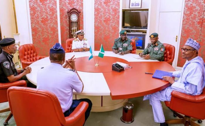 Southeastern traditional ruler backs Buhari, Service Chiefs