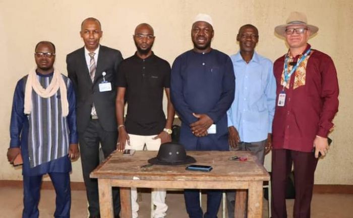 Salon des médias : Création d&rsquo;une nouvelle classe à l&rsquo;école du salon – MALI24